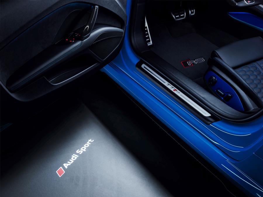 Детали экстерьера Audi TT RS Coupe (8S) 2019 года  (WW) (фото 30 из 62)